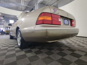 1998 Lexus LS 400